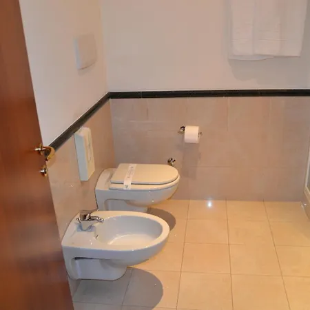 Due Leoni Hotel Sacile